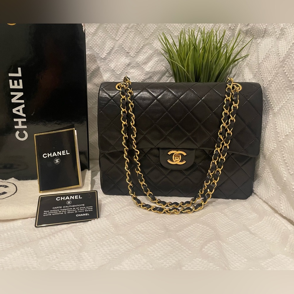 Chanel Classic Double Flap Medium Square Bag GHW